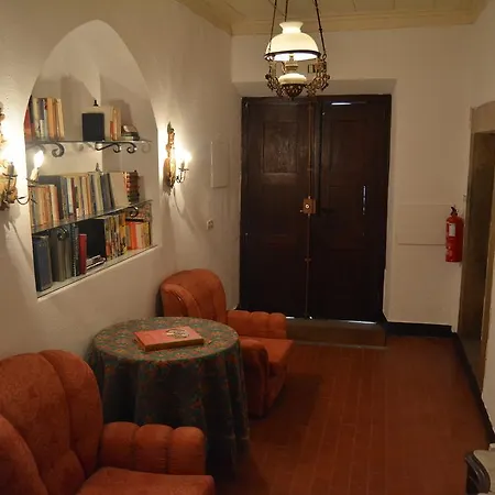 Castle House Апартаменты